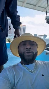 Davido enjoying the holiday 😅😅 | Mercy Obidake