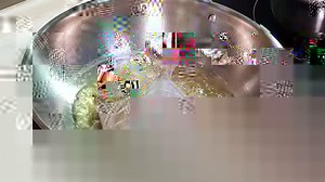 How to deep fry fish using stainless steel wok? Ah Pa will go through few simple steps in this video. For info of Thermos Dolphin Wok, just click here Lazada's link https://c.lazada.com.my/t/c.VgHDF?url=https://www.lazada.com.my/products/32cm-dolphin-series-single-handle-wok-i376015428-s776354666.html&sub_aff_id=Dolphin Wok 2 Or Shopee's link: https://t.productlink.io/a072l80 Ong Ky fish sauce, u may get it from shopee here https://t.productlink.io/a072tz2 Orchid Brand light soya sauce, this lig