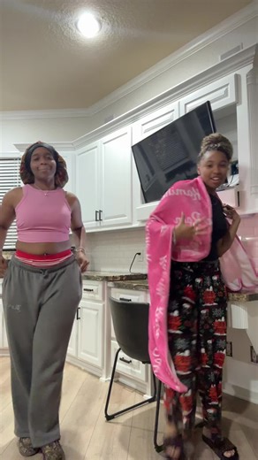 lili (@lanaesinterludes_)’s videos with original sound - kay🎀