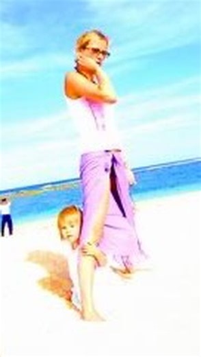 Sarah Poniatowski on Instagram: "Il y a 28 ans aujourd’hui je vivais un des 3 plus beaux jours de ma vie. Merci mon ange d être cette jeune femme exceptionnelle et tellement solaire. Happy birthday my baby love @yasminelavoine ❤️❤️❤️❤️❤️❤️❤️"