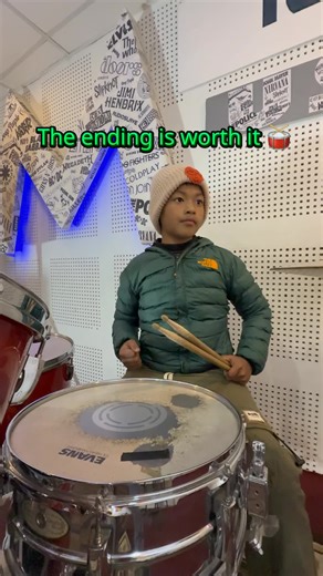 Age is just a number when passion meets practice. At just 𝟏𝟎 𝐲𝐞𝐚𝐫𝐬 𝐨𝐥𝐝, our drum student 𝐀𝐚𝐝𝐢𝐭𝐲𝐚 𝐁𝐚𝐣𝐫𝐚𝐜𝐡𝐚𝐫𝐲𝐚, currently in 𝐆𝐫𝐚𝐝𝐞 𝟑 (Drums), delivers an energetic cover of “𝐑𝐞𝐬𝐩𝐞𝐜𝐭” 𝐛𝐲 𝐀𝐫𝐞𝐭𝐡𝐚 𝐅𝐫𝐚𝐧𝐤𝐥𝐢𝐧 with confidence, control, and musical maturity beyond his age. This is what consistent practice, proper guidance, and love for music can create. If your child loves music, now is the time to nurture that passion. ⚠️ 𝐃𝐫𝐮𝐦 𝐜𝐥𝐚𝐬𝐬𝐞𝐬 𝐚�