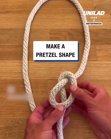 Tying pro knots 🪢 | UNILAD Tech