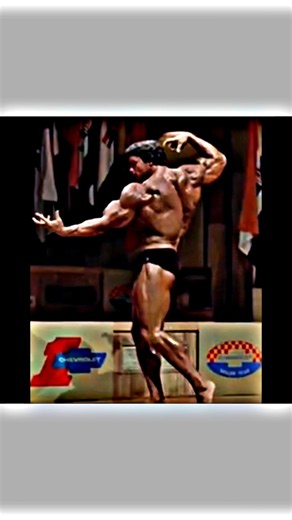 legend bodybuilder Arnold Schwarzenegger Best phisque #viral #motivation #fitnessmotivation #arnold
