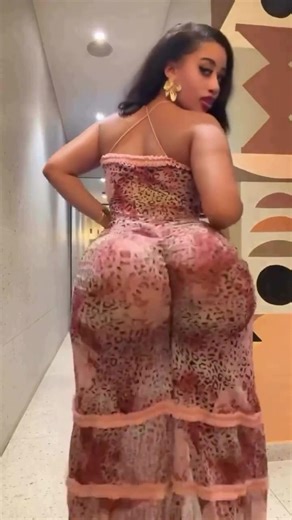 TONNY BELLA : Thick and curvy model ❤️❤️❤️ #shorts #trendingshorts #thickness #curvy #fyp #model