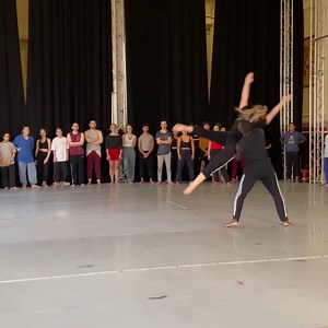 28 reactions | ‼️ 1 week to go ‼️ Just a few spots left on our 2-day pro intensive this December! Professional Dance/circus artists: Join us in Leamington Spa on Sat 16 - Sun 17 Dec: https://bit.ly/3Ks0bkB Explore our unique style, including contact improvisation, acrobatic partnering and dance/circus choreography. | Motionhouse | Facebook