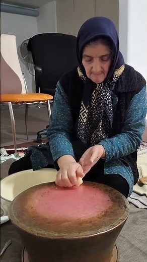 نان کامل خانگی با ۵ ماده ساده! 🍞✨