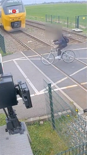 Bij spoorwegovergangen gebeuren steeds meer ongelukken met jonge mensen. #jeugdjournaal #trein