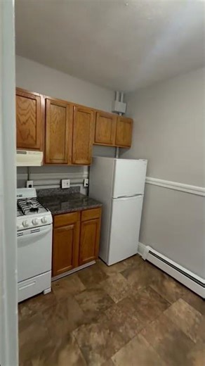 Boston Apartments - 1 Bed 1 Bath - Lynn
