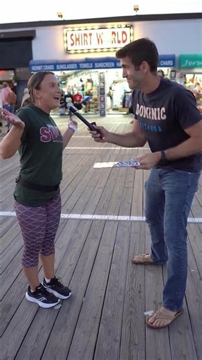 How do mermaids say "surprise"?