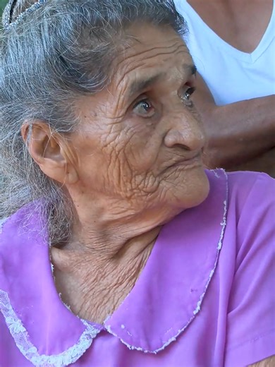 Rivera Residents Demand Power After Decades in the Dark Residents in Belmopan’s Rivera area are sounding the alarm tonight, they say it’s time for urgent action to bring electricity to their community. For decades, many families have lived in the dark, literally, because there are no power lines in the area. Now, as the neighborhood grows, some residents have taken matters into their own hands, paying out of pocket to install power lines in front of their homes. That’s given a few families acces