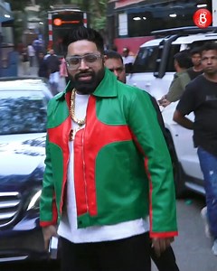 Tehelka arrives in style on the sets of Dance Deewane Tehelka arrives in style on the sets of dance reality show,Dance Deewane. #tehelka | Bollywood Bubble - Hindi