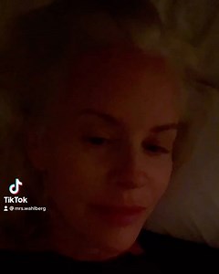 Jenny McCarthy on Instagram: "Those bitches be jelly when they see this... not. 😂"