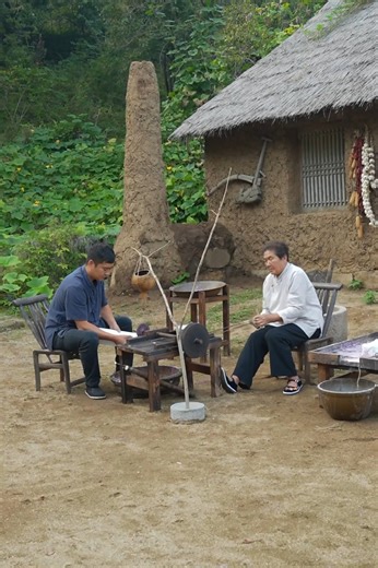 118K views · 3.5K reactions | Ancient jade carving inherits thousands of years of craftsmanship and opens a new trend in the era | Nowi | Facebook