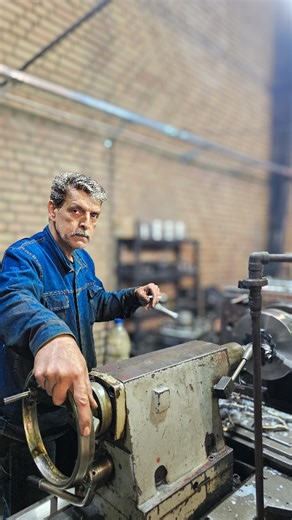 ‎تراشکاری صنعتی‎ on Instagram‎: "جوانی رفت در میانِ روزهای سخت و نفس‌هایی که خرجِ دوامِ زندگی شد. حرف نزدیم، شکایت نکردیم؛ فقط ایستادیم و ادامه دادیم… خدایا، نگذار حاصلِ این عمرِ رفته به خاطر بی‌تدبیریِ دیگران تباه شود… ========= 🔹 ارائه پشتیبانی مستمر 🔹 تضمین تحویل دقیق و به‌موقع 🔹 تضمین کیفیت پایدار 🔹 ارائه قیمت‌گذاری منصفانه 🔹 ارسال رایگان پس از اتمام کار . ✔️ جایی که فلز به گنج تبدیل می شود. . 🌐 وب‌سایت رسمی: www.ganjtarash.ir ❇️ اینستاگرام: @ganjtarash 🏢 آدرس دفتر مرکزی: تهران، کهریز