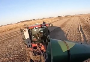 Combine Auger Jammed in the Grain Cart – Time for a Fix!
