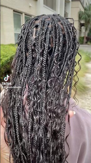 Boho knotless braids using Freetress deep wave color 2 - @ absolutebraids