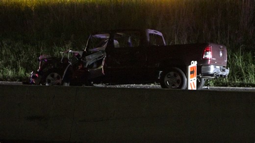 1 dead after pickup truck, tractor-trailer collide on I-70 in St. Charles