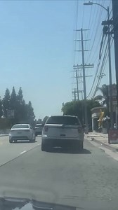 Balboa y Vanowen San Fernando valley | Hispanos Unidos