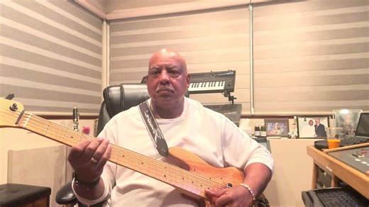 Dive Into G-Funk: A Bass Groove Experience