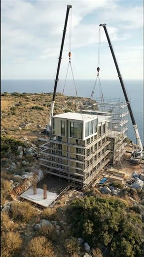 Ocean-View Modular Home Built in Minutes – Epic Dr