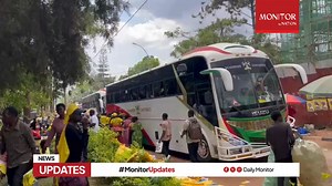 WATCH: Makerere University buses were seen on Kololo Road transporting NRM supporters to President Museveni's campaign rally at Kololo Ceremonial Grounds, as presidential campaigns reach their final stretch. #MonitorUpdates #UgandaDecides2026 📹: Geofrey Mutumba | Daily Monitor