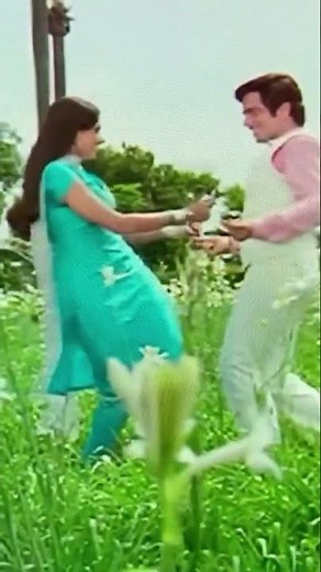 Fabulous romantic Dance scene 0f Sridevi and Jitendra #bollywood