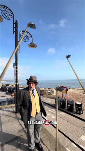 ❓ What did one of England’s greatest poets HATE about Lyme Regis? Whilst Sir John Betjeman loved Lyme and praised the town for its attractiveness, he took great offence to the concrete lampstandards that lined the streets in the 1950s. They ruined the beautiful skyline and looked alien on Lyme’s narrow lanes! (Thanks to Bijan Omrani and to Lyme Regis Museum for their brilliant online resources) #TheMarineTheatre #LymeRegis #LymeRegisHistory #SirJohnBetjeman