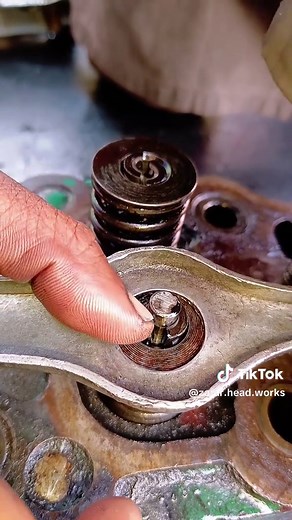 Understanding Engine Valve Lock Mechanisms