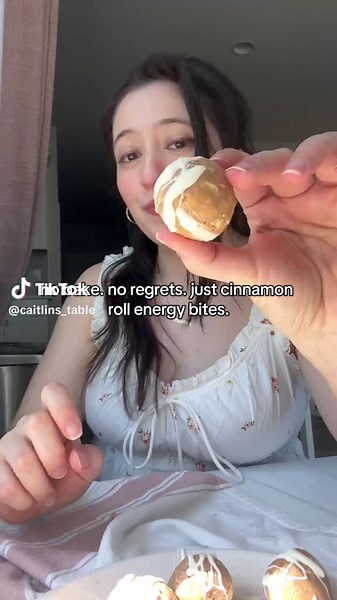 No-Bake Cinnamon Roll Protein Bites Recipe