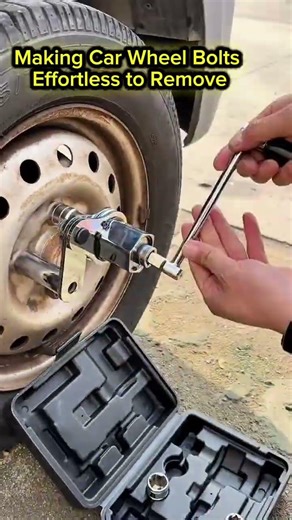 Effortless Car Wheel Bolt Removal: Torque Multiplier Lug Nut Wrench Review & Demo