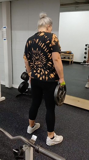 6 comments | #workingout #liftingweights #gymtime #exercise | Sunnie Moore | Facebook