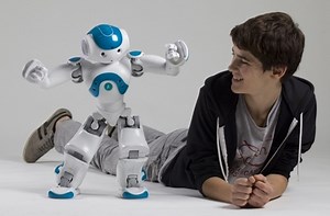 A fost lansat NAO, cel mai spectaculos robot umanoid (foto/video)