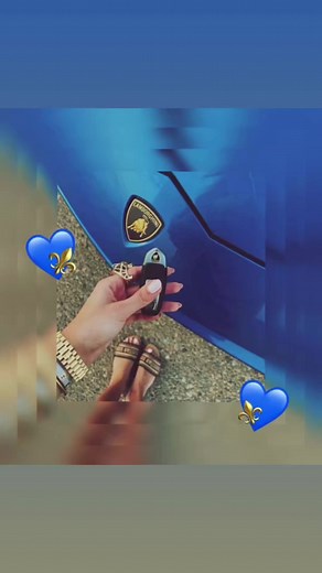 Zenék és vicces pillanatok egy videóban