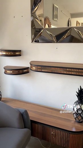 DIY Wall Decor Console Decoration Tutorial