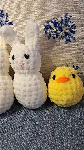 Create two adorable amigurumi critters with my new 2-in-1 Easter crochet pattern tutorial!🐥🐰