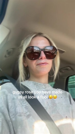 i also look a mess but | Gypsy-Rose Blanchard