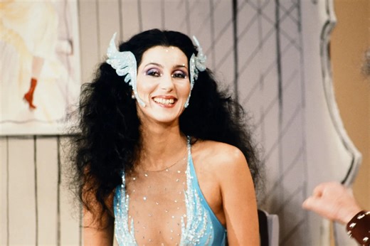 15 Vintage Photos of Cher Looking Glam Through the '60s, 70s, 80s and Beyond