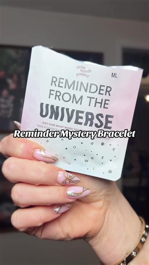 What’s your new 2026 motto? You’re about to find out ✨@Little Words Project #newyearnewme #motto #mystery #bracelet #giftsforfriends