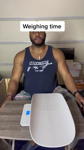 How to weigh your dog!!! #mydogtools #pup #puppy #americanbully #merlebully #pocketbully #xlbully #takecareofyourdog #takecareofyourdogs