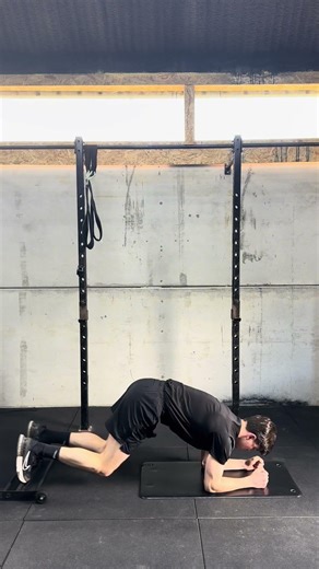 Ab Roller Crunch