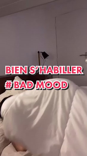 Quand tu as un bad mood #badmood #conseilmode #conseilstyle #bienshabiller #shabiller #fashiontips #conseillerenimage #vetements #bienhabillé #fy