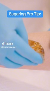 15 reactions | Mastering the art of sugaring starts with the perfect hand curvature!  Watch as Lina demonstrates how this subtle technique makes all the difference for a smoother, more effective sugaring experience.  Book onto one of our courses to learn the art of sugaring. Let your hands do the magic! ✨ #SugaringTechnique #AlexandriaProfessional #SugaringExperts #ProTips #SmoothSkin | Alexandria Professional | Facebook