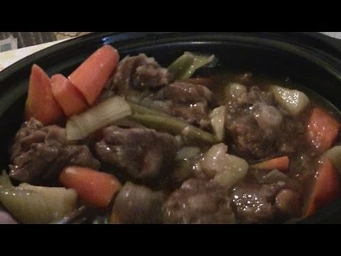 Super Easy Oxtail Stew (One Pot Slow Cooker) Traditional Chinese Cooking