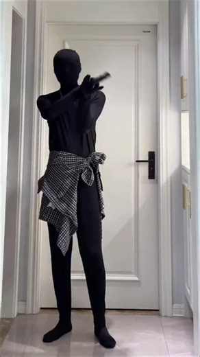 STEP BLØCK on Instagram: "I’m giving up all-black outfits and adding more color to my fits."