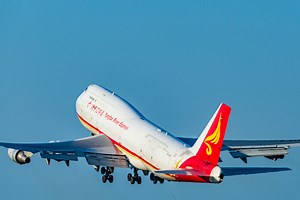 Pesawat Boeing 747 Jumbo Jet Cargo maskapai Yangtze River Express