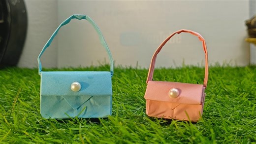 DIY origami paper purse and handbag