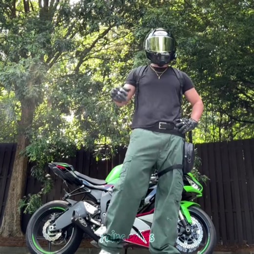 || @cyclegroover || Mr. Sassy Groover😝💅|| Groovy being the funniest yet most talented dancing biker out there, love ya man💜💜🫂|| but this is what I mean, this vid made me cackle and I was supposed to be asleep oops😅 but who can resist groovy… and also editing him…anyone?🫵🤷‍♀️ that’s what I thought😁…🤭|| I honestly think groovy should do this dance…🤔 who’s with me raise your hand🙋‍♀️|| . . . {@Mrs.Attitude😈}{@nora}{@rainc.edits}{@Random_Editz}{@𝐓𝐚𝐤𝐰𝐚✯}{@ᴍᴀᴅɪꜱᴏɴ ☾} . #cyclegroover 