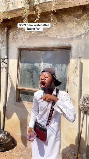 Don’t drink water after eating fish #goviral #trendingshorts #funny #amapianodancechallenge