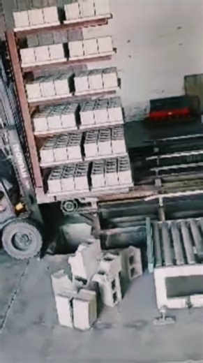 Forklift to Dispatch — All in Seconds! #smartblockline #machine #automation