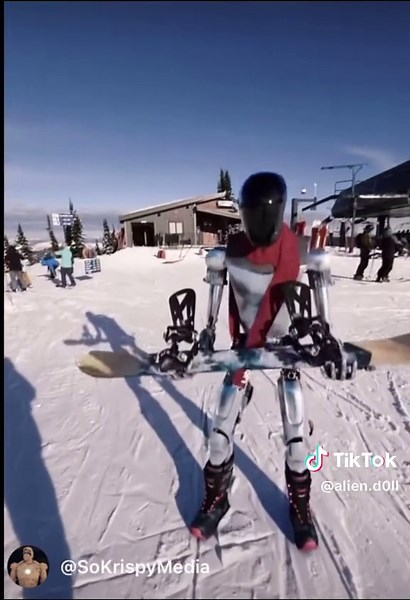 @sokrispymedia #robot #ski